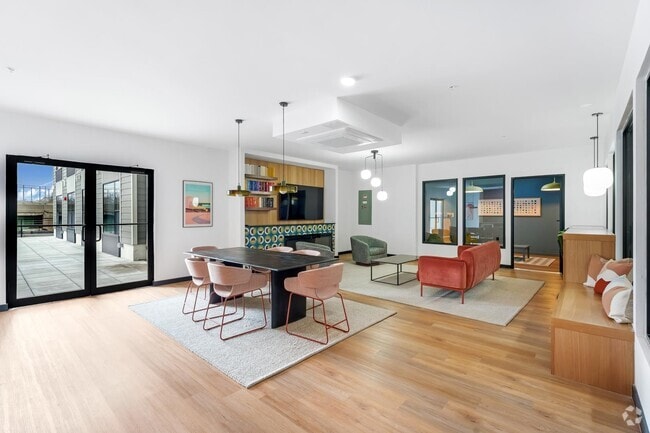 Building Photo - 175 W 7th St Unit 506 Rental