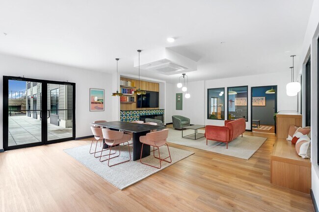Building Photo - 175 W 7th St Unit 505 Rental