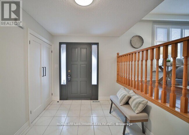 Photo - 16 Mansfield Crescent