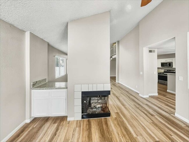 Photo - 3301 Hyannis Cir