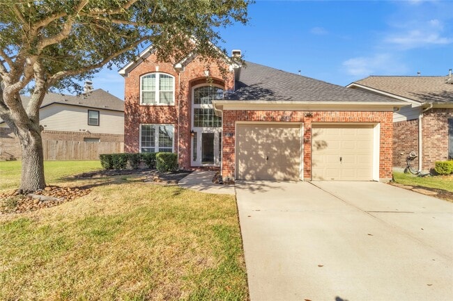 Building Photo - 2803 Lakecrest Way Dr