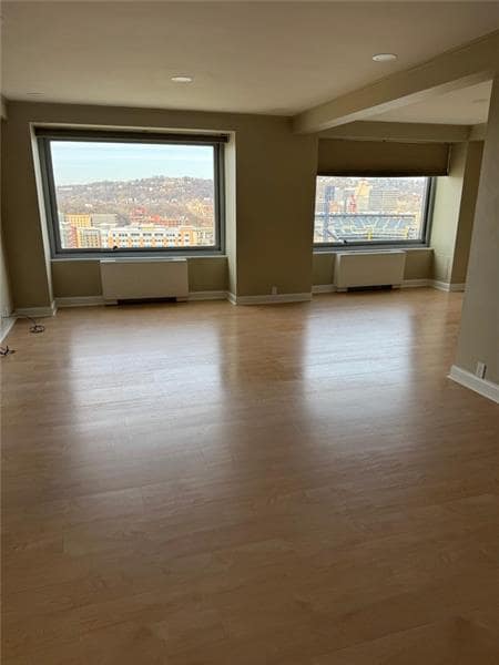 Photo - 320 Fort Duquesne Blvd