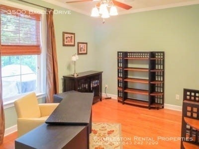 Photo - 3500 Bagley Dr
