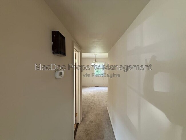 Photo - 14611 Earlham Ct