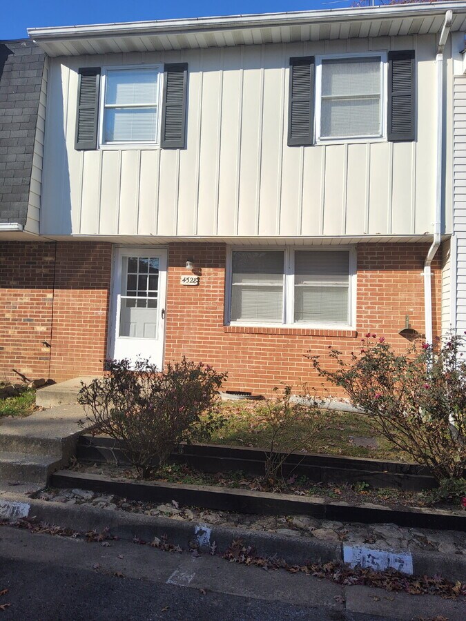 Photo - 4528 Appledale Ct