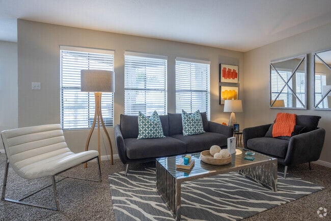 2 HAB, 2 BA - 1,020 ft² - Anchor at South Shore