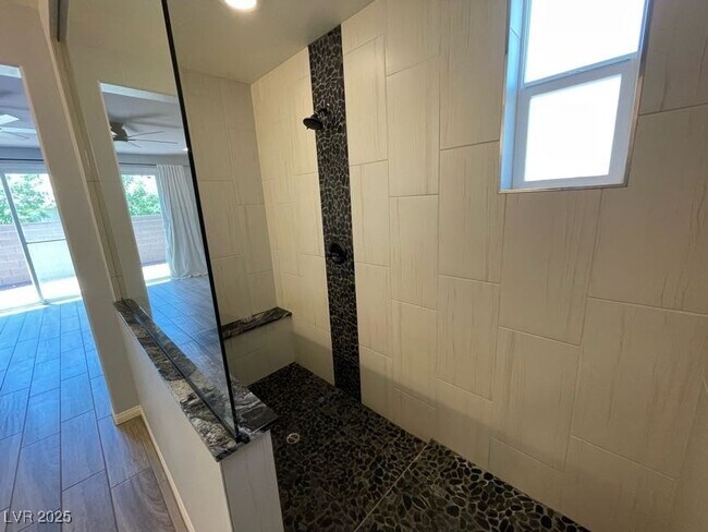 Photo - 10777 Princeton Bluff Ln Casa