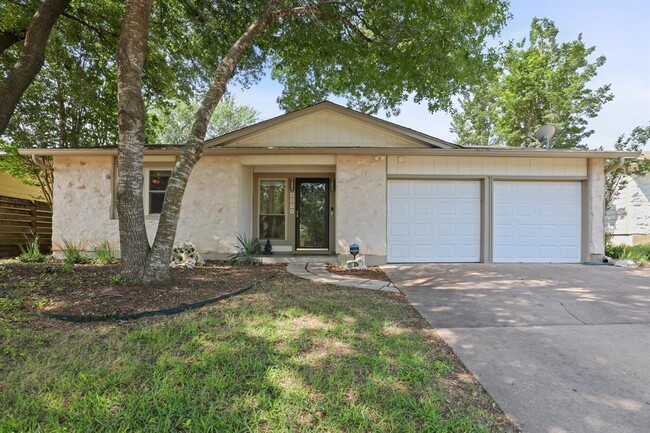 Photo - 2513 Sweet Clover Dr House