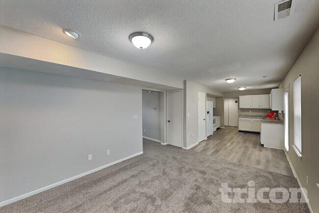 2022 Twin Leaf Ct
