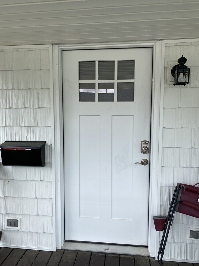 Front Door - 216 Dort Ln NW Unit MARK HERSHBERGER Rental