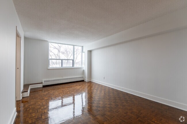 3 chambres, 1 salle de bain - 96 m² - Salon - 145 & 147 Wellington St.