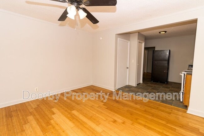 Photo - 5345 Lazard St Unidad B