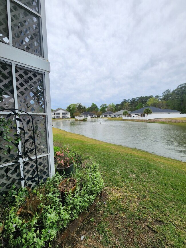 Photo - Oakdale Terrance Condo Water Front!!!