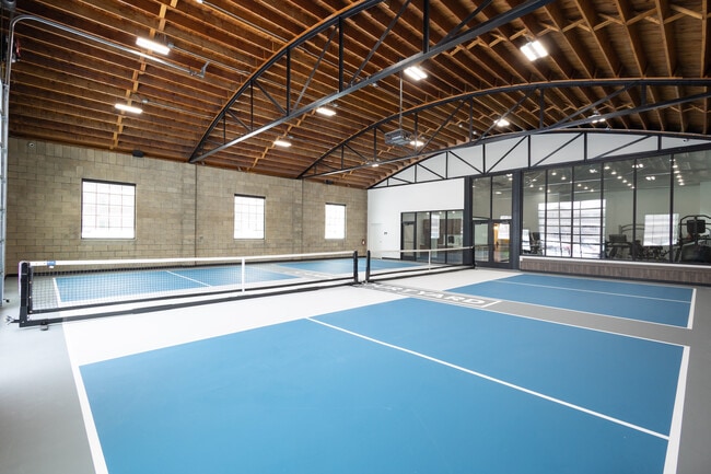 Photo - Campus Courtyard