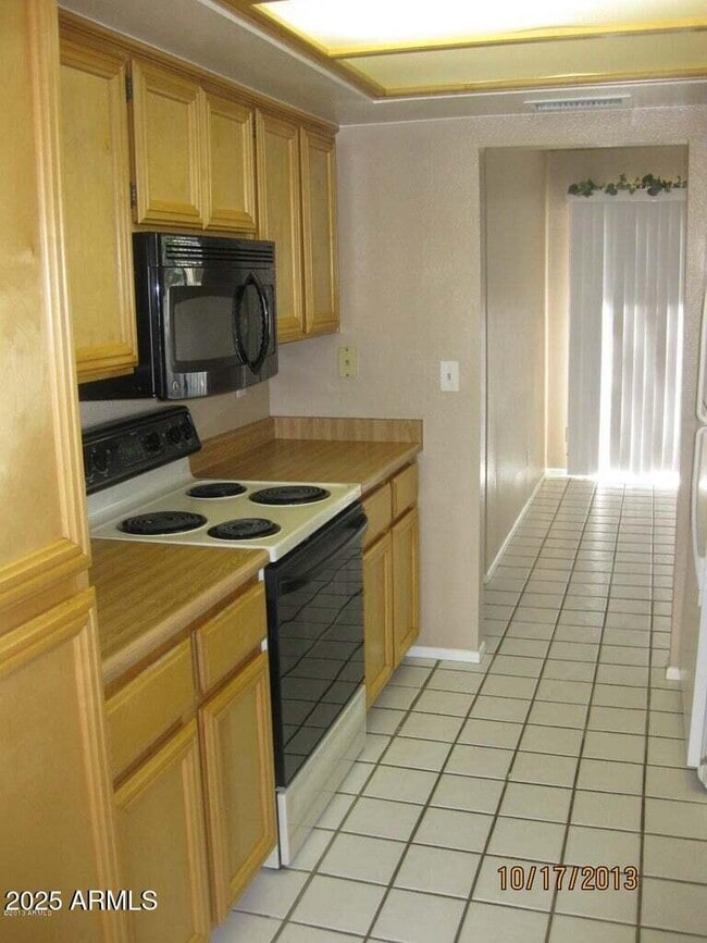 Photo - 1101 E Bluefield Ave