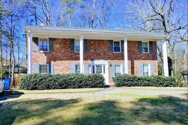 Photo - 804 Linbard Ln Townhome