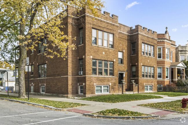 Building Photo - 4148 W Cornelia Ave Rental