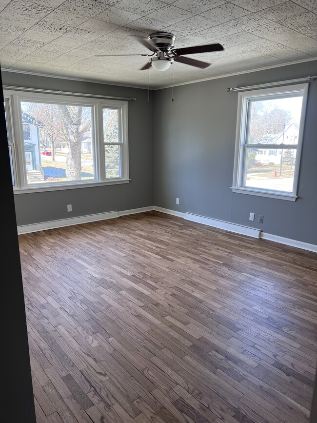 Photo - 119 N Washington St Unidad 119 and one half