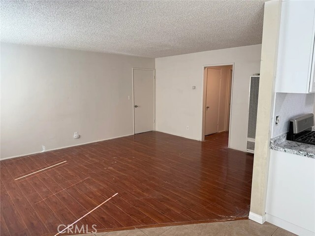 Photo - 1328 Randy St