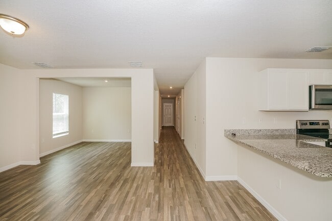 Photo - 6830 N Pavilion Loop