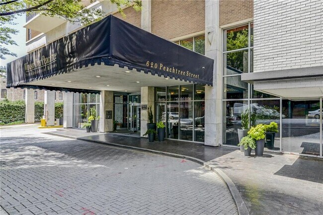 Photo - 620 Peachtree St NE Unit 706