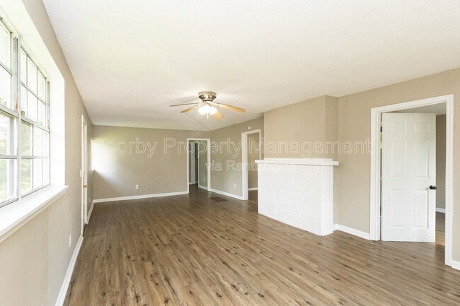 Photo - 619 Shannon Ave