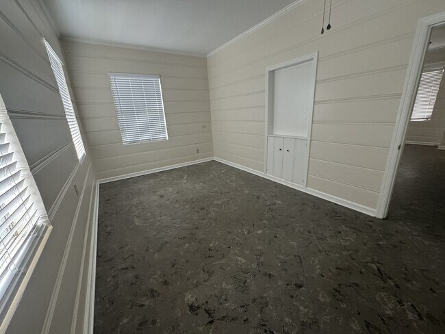 Photo - State Street Apartments Unit 2