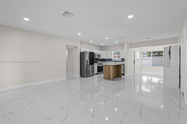 Photo - 3220 NW 4th Ct