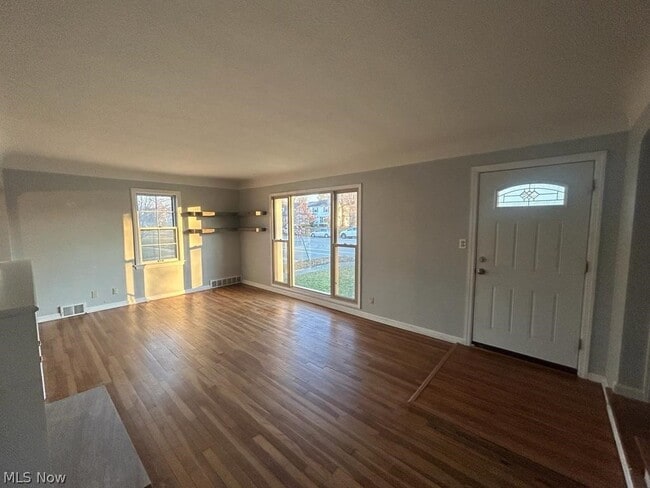 Photo - 14305 Washington Blvd