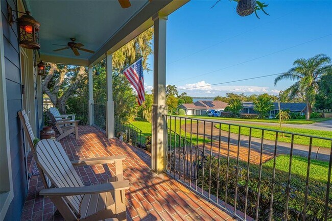 Photo - 126 E Palmetto Ave