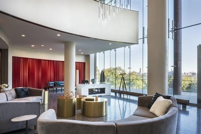 Photo - 320 Adolphus Ave Unit 812