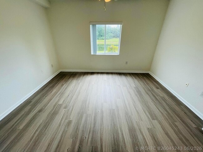 Photo - 1055 Golden Lakes Blvd Unit 212