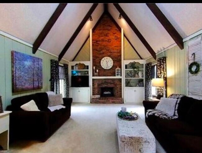 Photo - 1405 E Frontier Ln