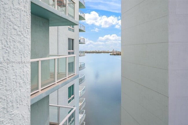 Photo - 1900 N Bayshore Dr Unit 3707