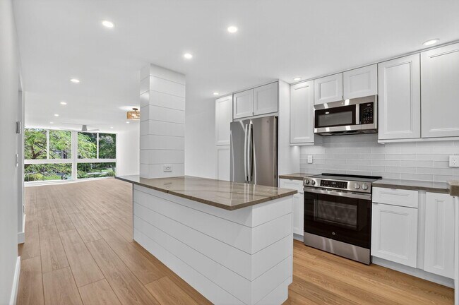 Photo - 769 Jeffery St Unit 201