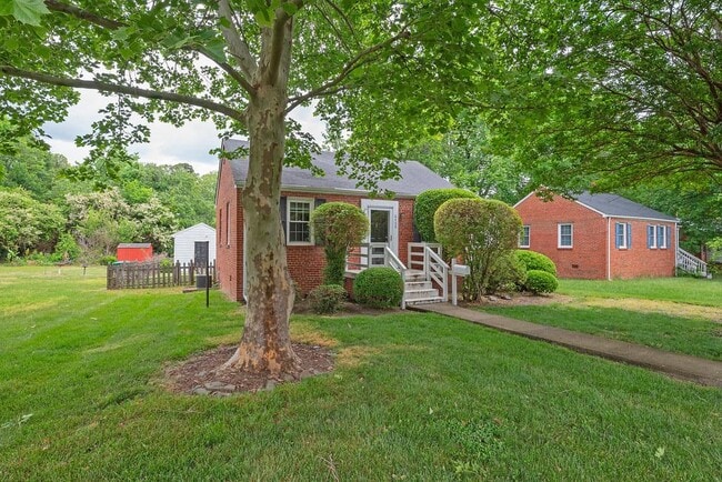 Photo - 6408 W Grace St