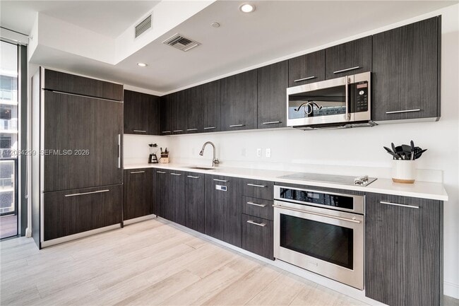 Photo - 45 SW 9th St Unit 2306