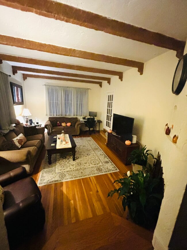 Photo - 130 Atlantic Ave Unidad 2