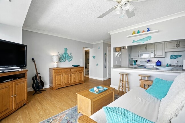 Photo - 3558 Shore Dr