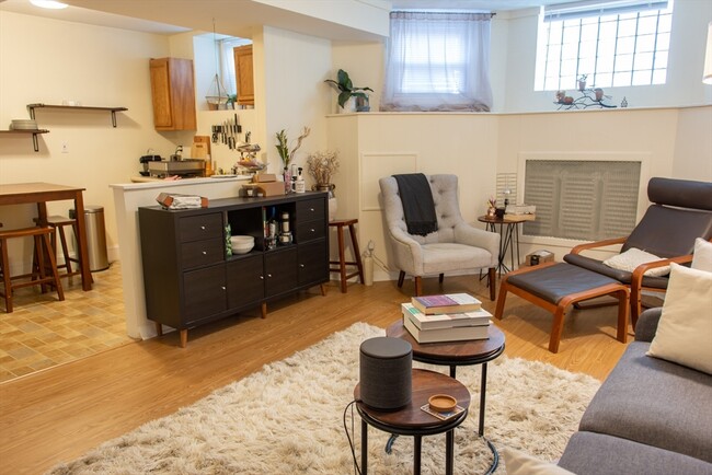 Photo - 15 Naples Rd Unidad A Rental