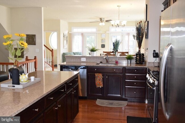 Photo - 1135 Carinoso Cir