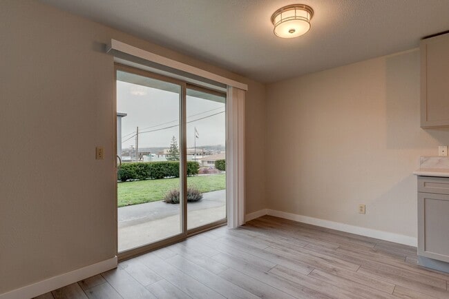 Photo - 1080 SE City Beach St Unit #102