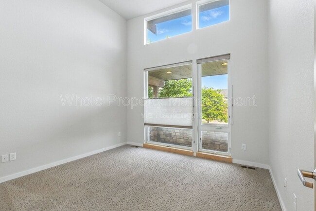 Photo - 1821 Blue Star Ln