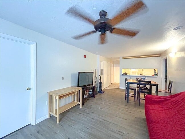 Photo - 4000 SW 23rd St Unit 3-107
