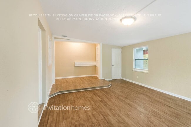 Photo - 5205 10th Ave S