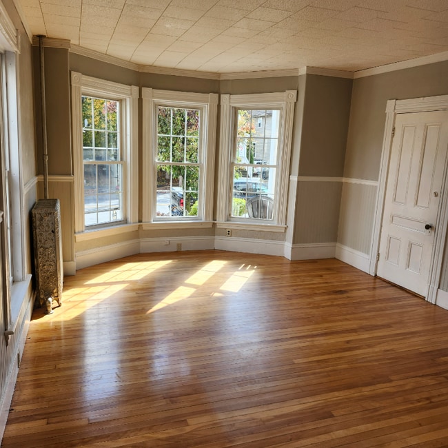 Photo - 50 Centre St Unit Down