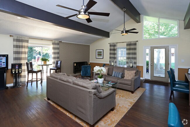 Photo - Archdale Manor Apartments