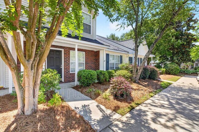 Photo - 1001 Elm Hall Cir