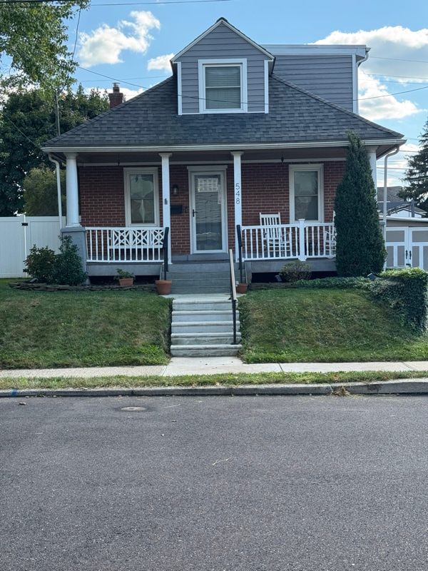 Building Photo - 548 Elm Ave Rental