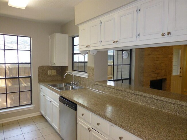 Photo - 2514 Howellwood Way